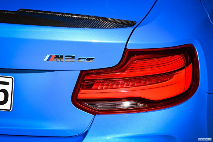 2020 BMW M2 CS - фотография 36 из 40 2020 BMW M2 CS - фотография 36 из 40