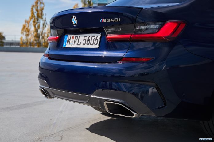 2020 BMW M340i xDrive Sedan - фотография 37 из 40 2020 BMW M340i xDrive Sedan - фотография 37 из 40