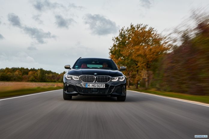 2020 BMW M340i xDrive Touring - фотография 1 из 40