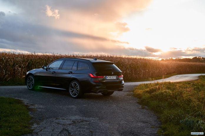 2020 BMW M340i xDrive Touring - фотография 21 из 40