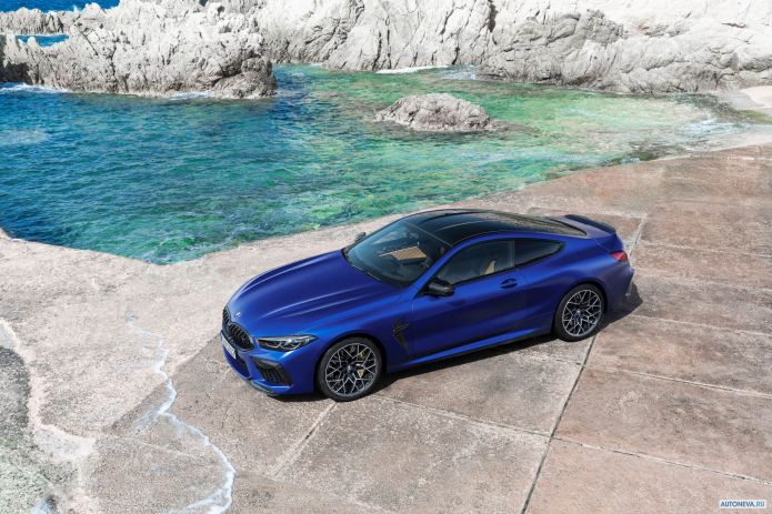 2020 BMW M8 Competition Coupe - фотография 28 из 37 2020 BMW M8 Competition Coupe - фотография 28 из 37