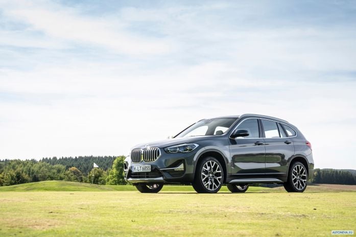 2020 BMW X1 xDrive25d X-Line - фотография 3 из 40