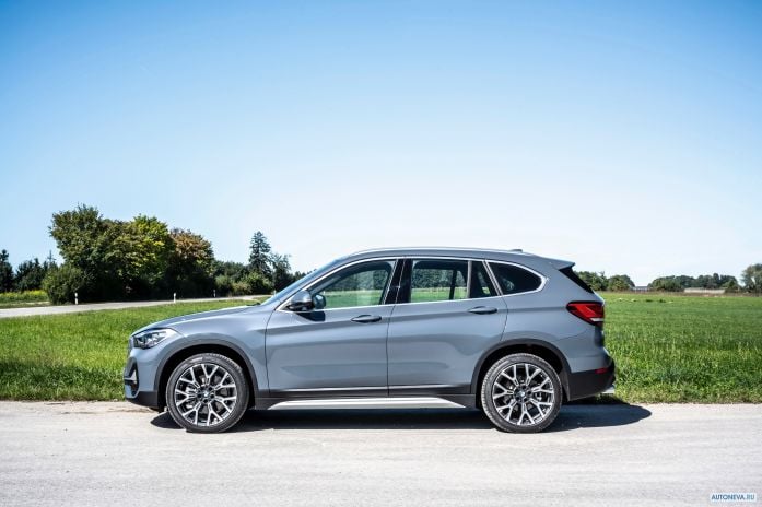 2020 BMW X1 xDrive25d X-Line - фотография 11 из 40