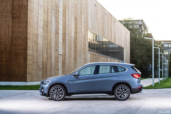 2020 BMW X1 xDrive25d X-Line - фотография 12 из 40 2020 BMW X1 xDrive25d X-Line - фотография 12 из 40