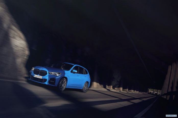 2020 BMW X1 xDrive25e M Sport - фотография 2 из 11 2020 BMW X1 xDrive25e M Sport - фотография 2 из 11