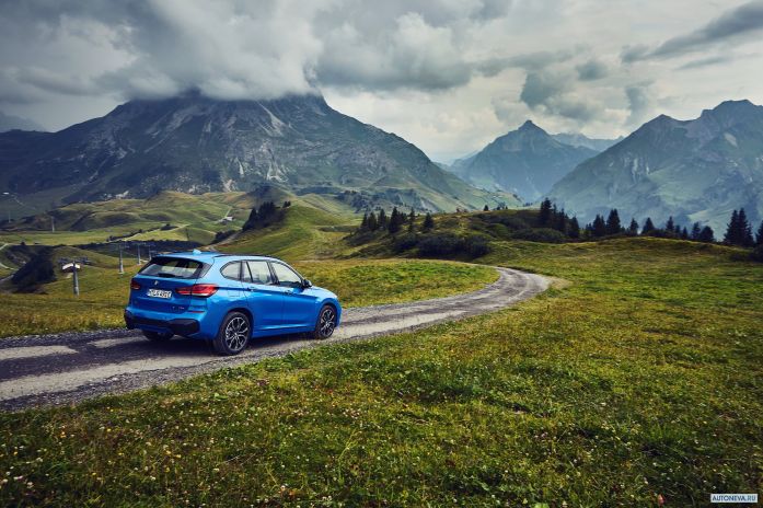2020 BMW X1 xDrive25e M Sport - фотография 7 из 11 2020 BMW X1 xDrive25e M Sport - фотография 7 из 11