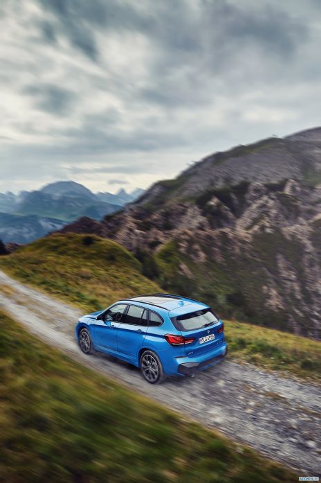 2020 BMW X1 xDrive25e M Sport - фотография 8 из 11 2020 BMW X1 xDrive25e M Sport - фотография 8 из 11