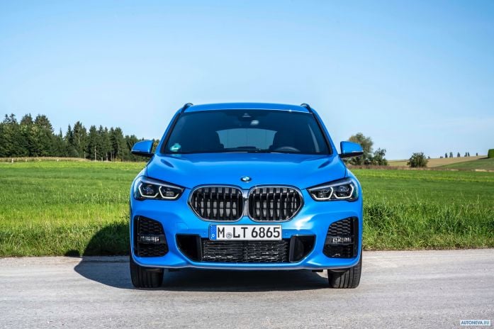 2020 BMW X1 xDrive25i M Sport - фотография 3 из 40