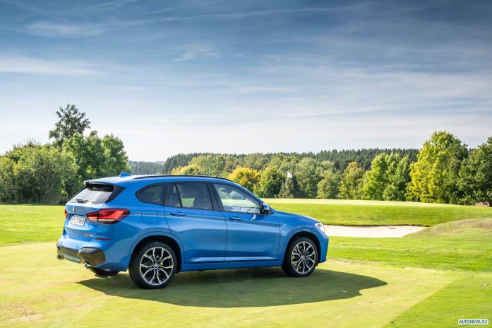 2020 BMW X1 xDrive25i M Sport - фотография 16 из 40