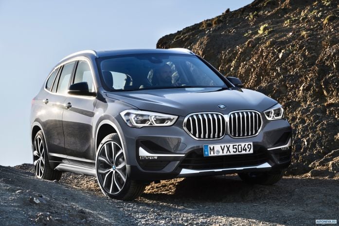 2020 BMW X1 xDrive25i X-Line - фотография 2 из 32