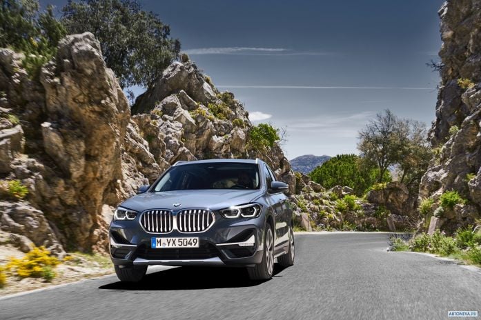 2020 BMW X1 xDrive25i X-Line - фотография 6 из 32