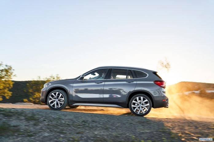 2020 BMW X1 xDrive25i X-Line - фотография 15 из 32