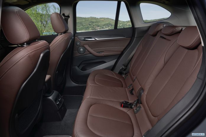 2020 BMW X1 xDrive25i X-Line - фотография 30 из 32 2020 BMW X1 xDrive25i X-Line - фотография 30 из 32