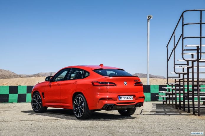 2020 BMW X4 M Competition - фотография 15 из 40