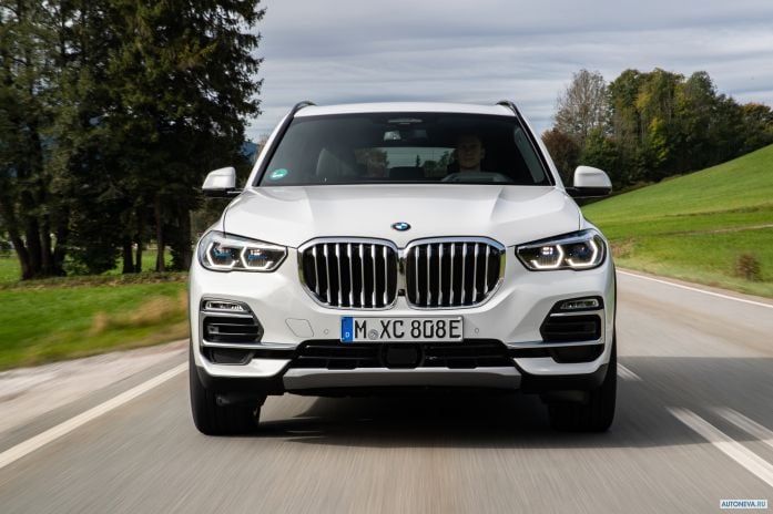 2020 BMW X5 xDrive45e iPerformane - фотография 6 из 40