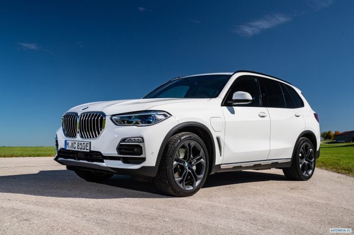 2020 BMW X5 xDrive45e iPerformane - фотография 8 из 40