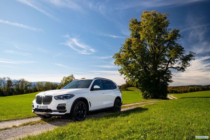 2020 BMW X5 xDrive45e iPerformane - фотография 10 из 40