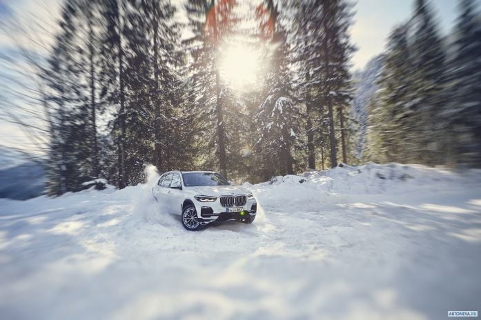 2020 BMW X5 xDrive45e iPerformane - фотография 16 из 40 2020 BMW X5 xDrive45e iPerformane - фотография 16 из 40
