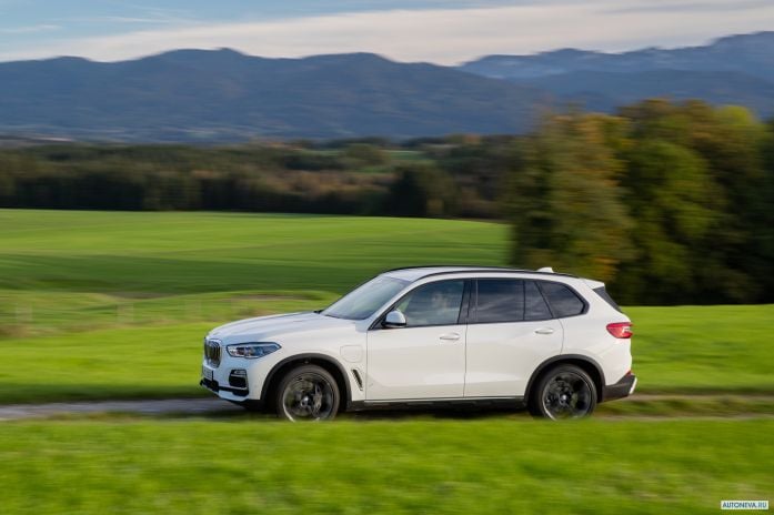 2020 BMW X5 xDrive45e iPerformane - фотография 23 из 40