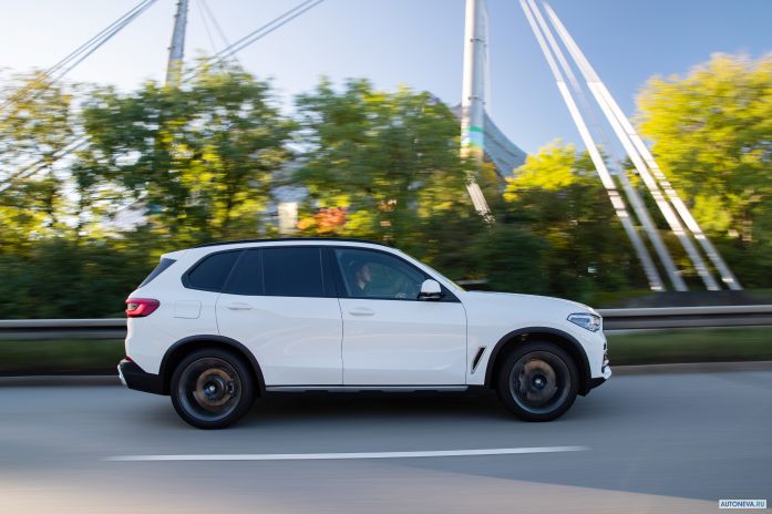 2020 BMW X5 xDrive45e iPerformane - фотография 25 из 40 2020 BMW X5 xDrive45e iPerformane - фотография 25 из 40