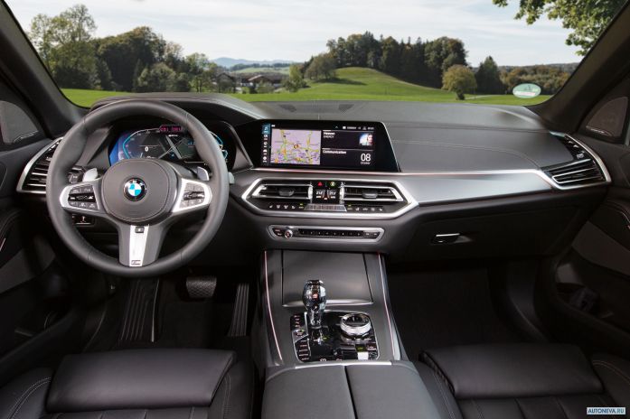2020 BMW X5 xDrive45e iPerformane - фотография 30 из 40 2020 BMW X5 xDrive45e iPerformane - фотография 30 из 40
