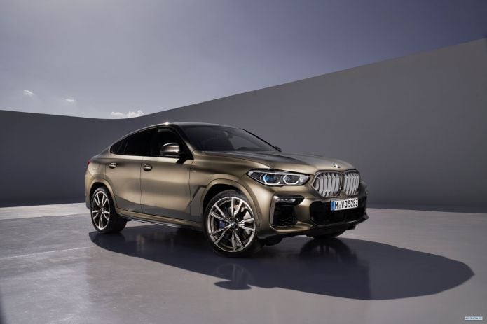 2020 BMW X6 M50i - фотография 12 из 38