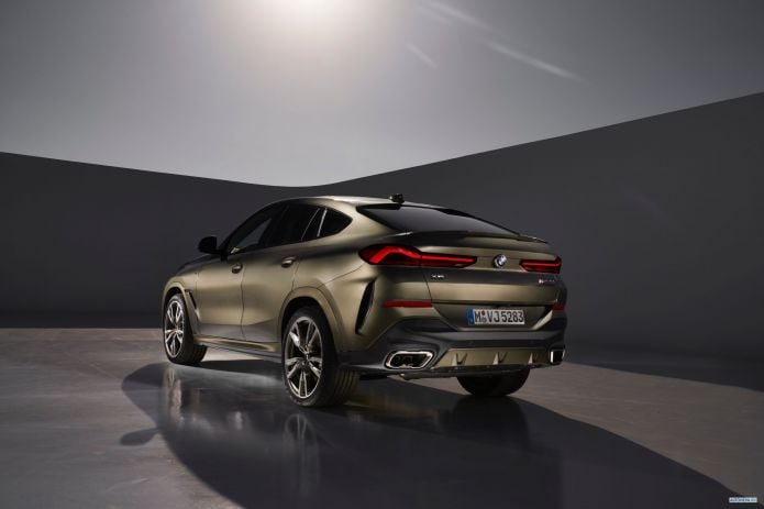 2020 BMW X6 M50i - фотография 25 из 38 2020 BMW X6 M50i - фотография 25 из 38