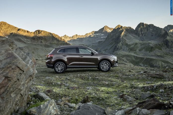 2015 Borgward BX7 Concept - фотография 2 из 28