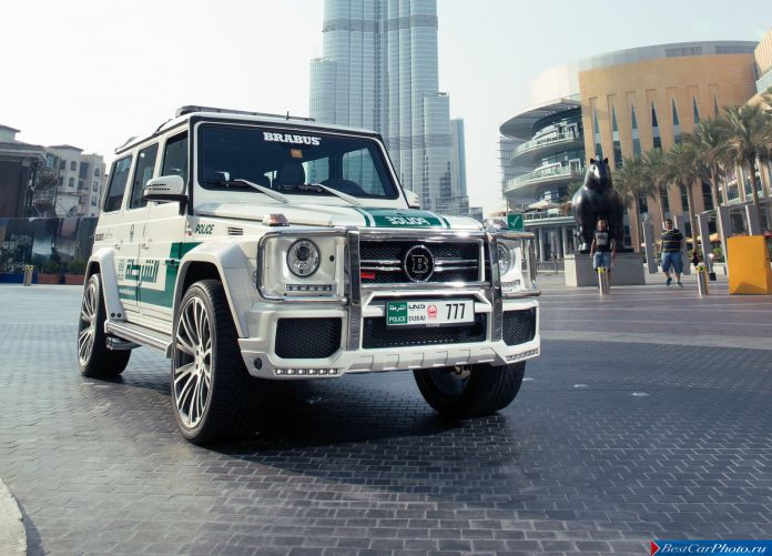 2013 Brabus B63S-700 Widestar Dubai Police - фотография 2 из 26