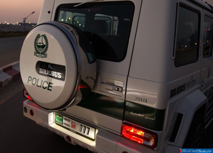 2013 Brabus B63S-700 Widestar Dubai Police - фотография 14 из 26