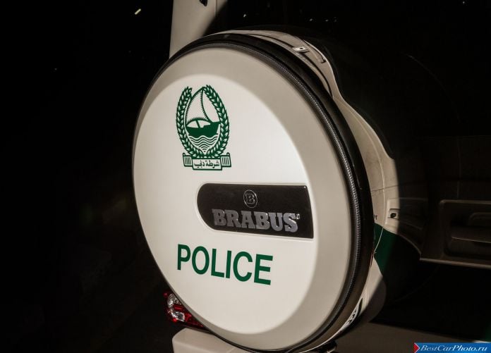2013 Brabus B63S-700 Widestar Dubai Police - фотография 17 из 26