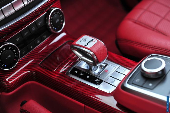 2013 Brabus B63S-700 6x6 - фотография 23 из 24