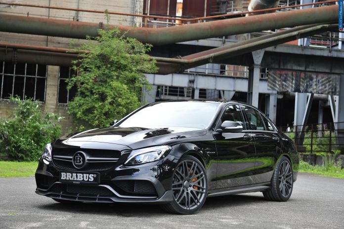 2015 Brabus Mercedes-AMG C63 S - фотография 4 из 28