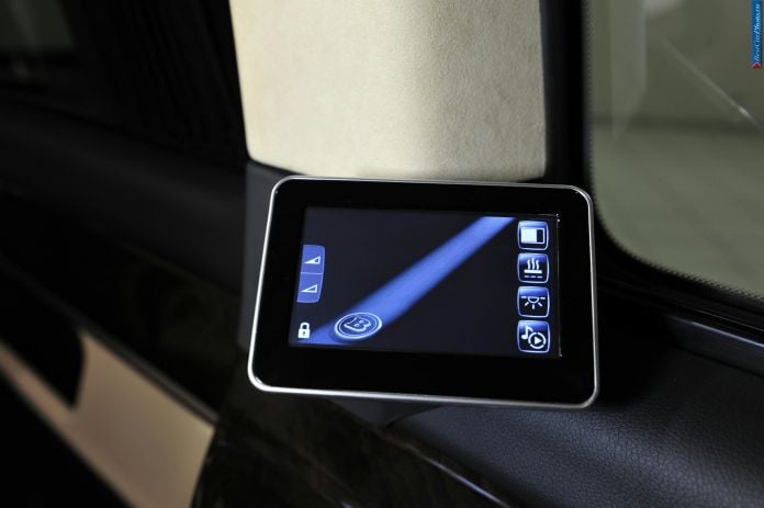 2015 Brabus Mercedes-Benz V-class - фотография 21 из 25