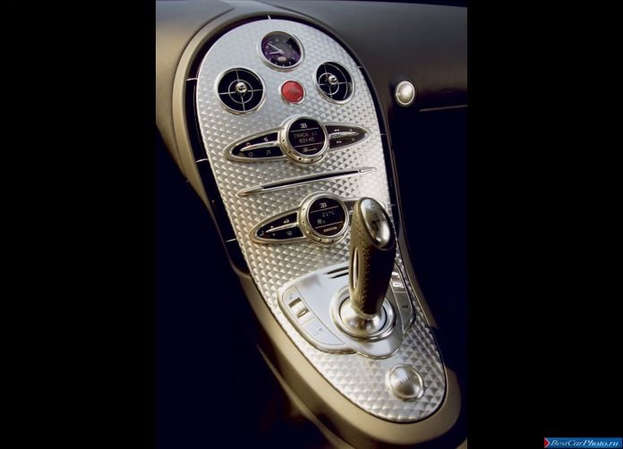2005 Bugatti Veyron - фотография 38 из 42