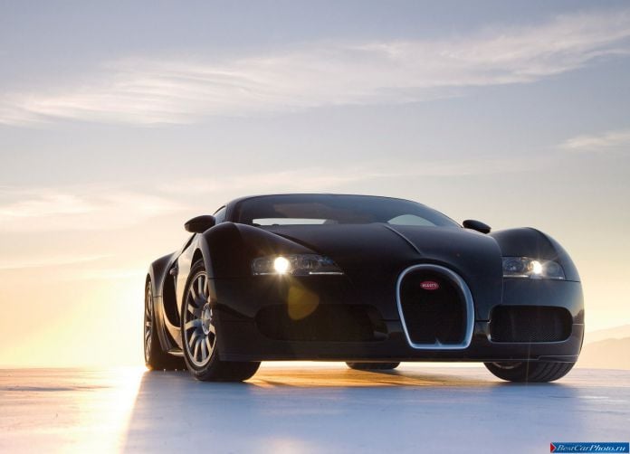 2009 Bugatti Veyron - фотография 1 из 89