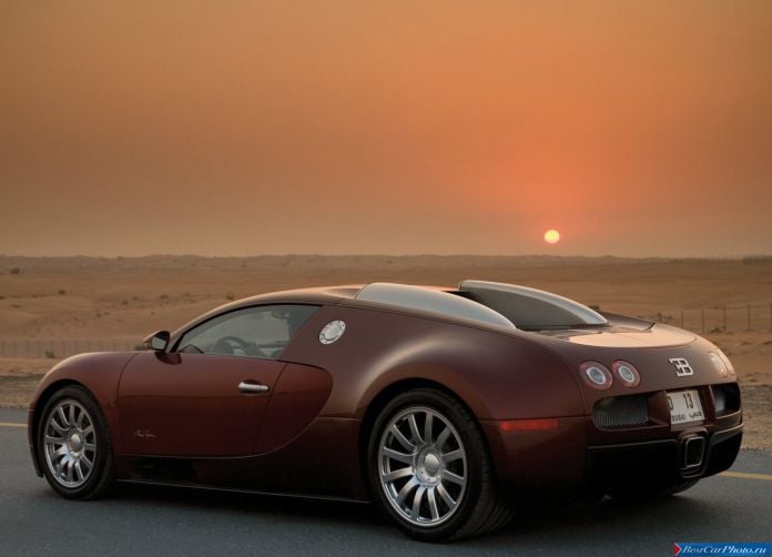 2009 Bugatti Veyron - фотография 3 из 89