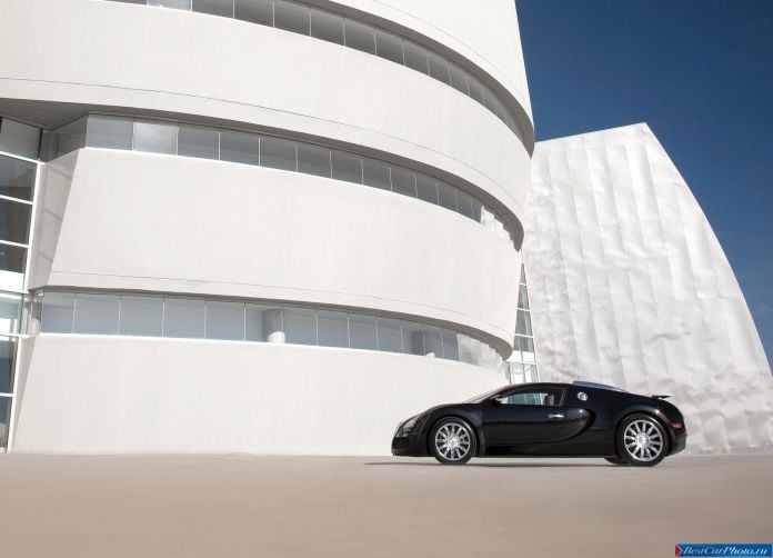 2009 Bugatti Veyron - фотография 41 из 89