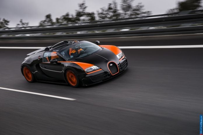 2013 Bugatti Veyron Grand Sport Vitesse World Record Car - фотография 5 из 15