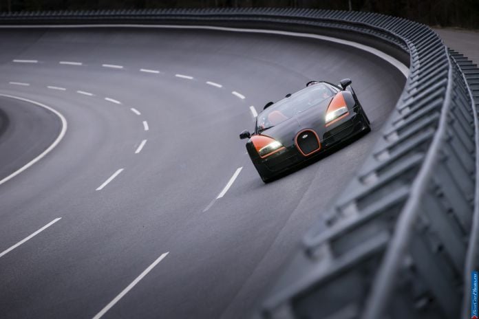 2013 Bugatti Veyron Grand Sport Vitesse World Record Car - фотография 11 из 15