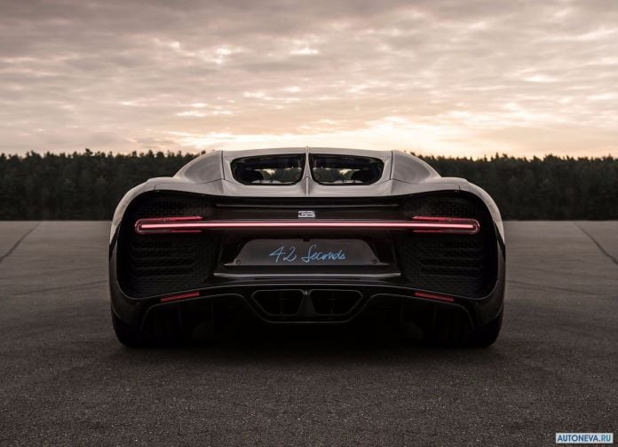 2017 Bugatti Chiron - фотография 68 из 154