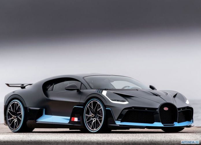 2019 Bugatti Divo - фотография 3 из 59