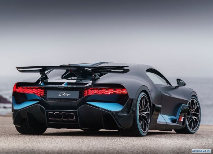 2019 Bugatti Divo - фотография 4 из 59