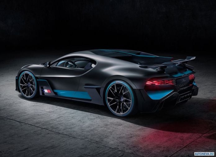2019 Bugatti Divo - фотография 13 из 59