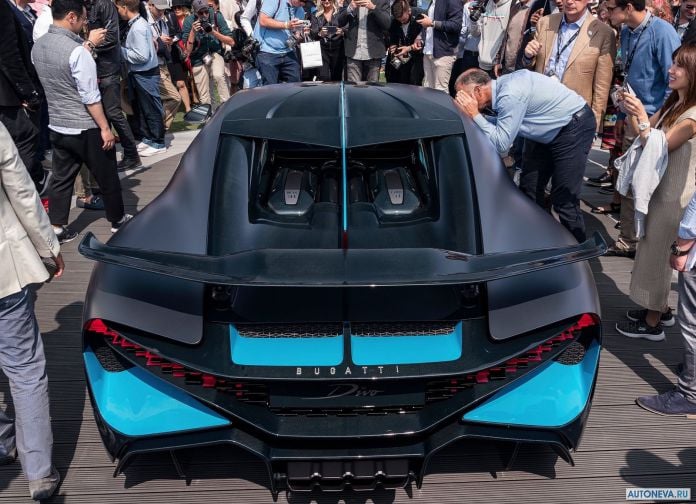 2019 Bugatti Divo - фотография 27 из 59