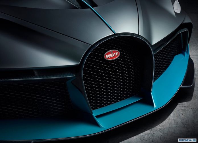 2019 Bugatti Divo - фотография 37 из 59