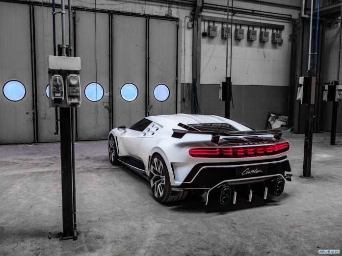 2020 Bugatti Centodieci - фотография 14 из 35