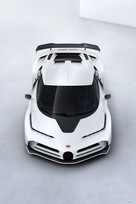 2020 Bugatti Centodieci - фотография 22 из 35