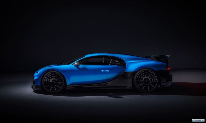 2021 Bugatti Chiron Pur Sport - фотография 12 из 38