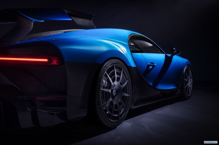 2021 Bugatti Chiron Pur Sport - фотография 32 из 38